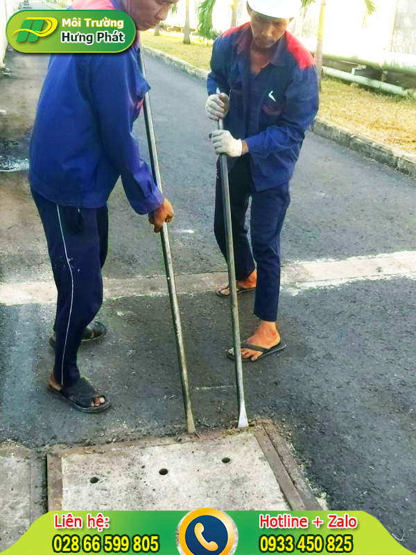 Dấu hiệu cho thấy hố ga bị tr&agrave;o ngược